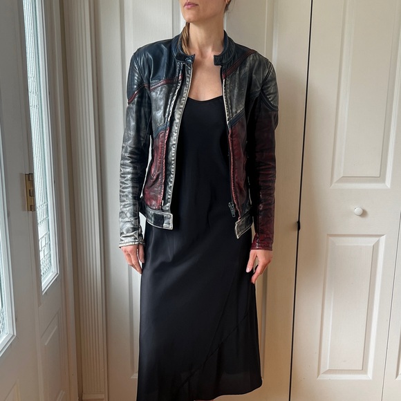 Vintage Taurus Genuine Leather Biker Jacket - Picture 4 of 15